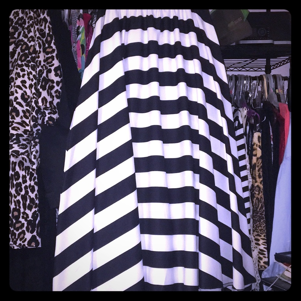 Striped skirt